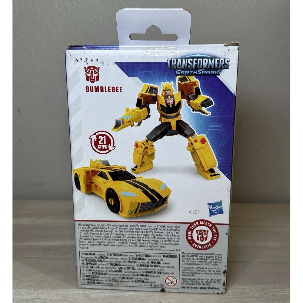 Transformers Toys EarthSpark Deluxe Class Bumblebee Action Figure - Picture 2 of 6